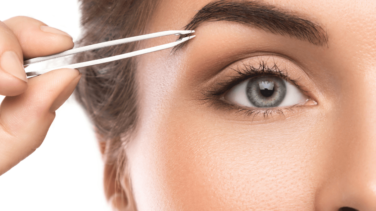 Passo a Passo: Como Fazer Sobrancelhas Perfeitas em Casa