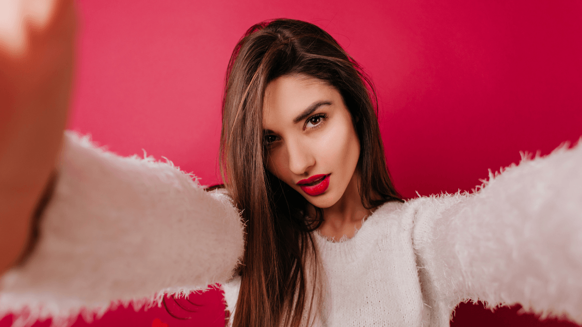 Maquiagem para Fotos: Truques para Sair Incrível em Selfies